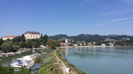 20150830_303 Donau-Radweg, Grein.jpg